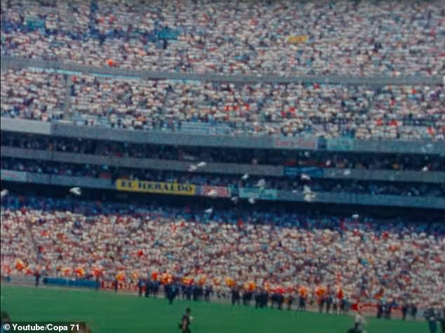 The Copa 71 tournament was played in front of huge crowds, especially in the Azteca