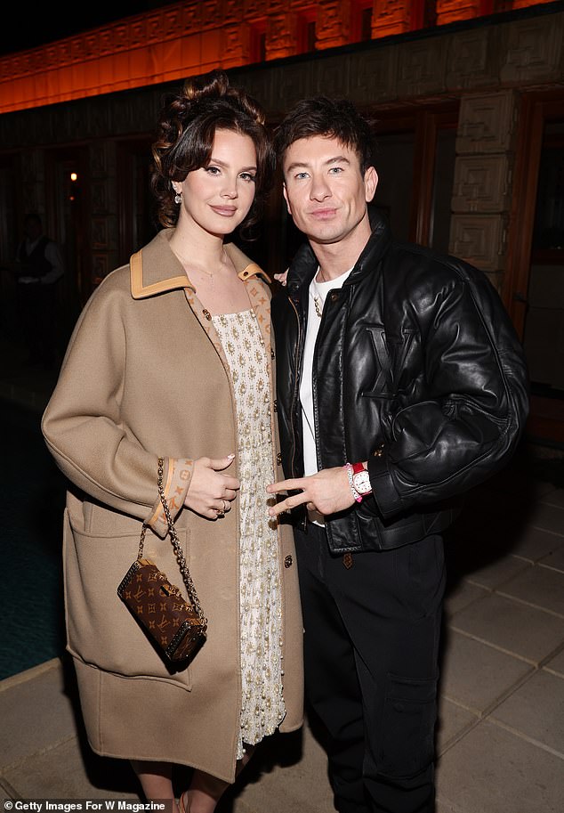 Barry posed with Lana Del Rey, who looked stunning at the event