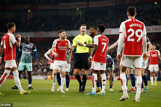 Referee Robert Jones should have given Kai Havertz a second yellow after his dive into the penalty area in the second half