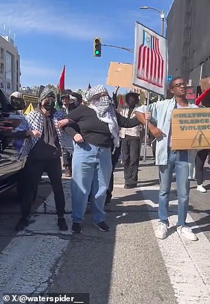 The demonstrators blocked the road to the Dolby Theater, where the Oscars are being held