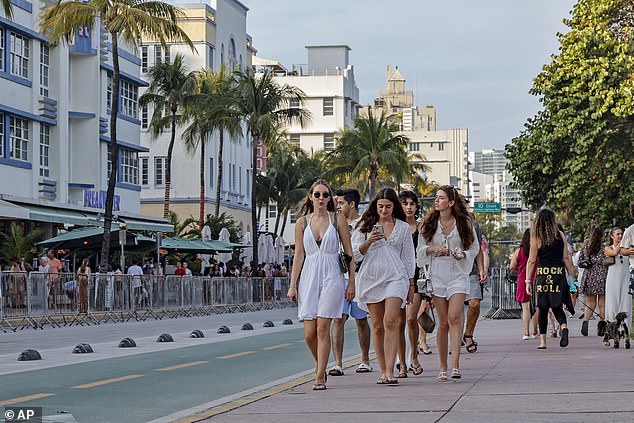 Young people on TikTok vowed to break the rules, and many still traveled to Miami for spring break, albeit in much smaller numbers than in recent years