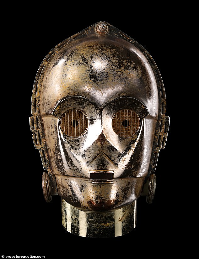 The auction house estimated in a listing for the head of C-3PO that the final sale price would be between $500,000 and $1,000,000.