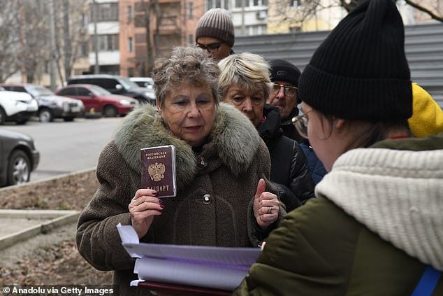 Voting takes place at polling stations in the vast country's eleven time zones, in illegally annexed regions of Ukraine, and online.