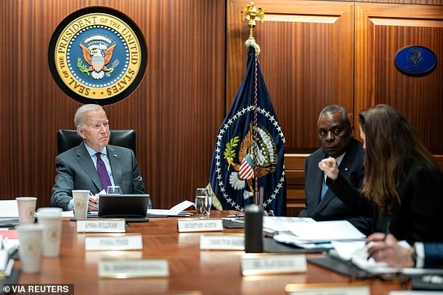 Joe Biden is briefed on the deadly drone attack on a US outpost in Jordan on January 29 in the Situation Room of the White House in Washington, by Director of National Intelligence Avril Haines, Secretary of Defense Lloyd Austin and other members of the National Intelligence Service. security team.  , 2024