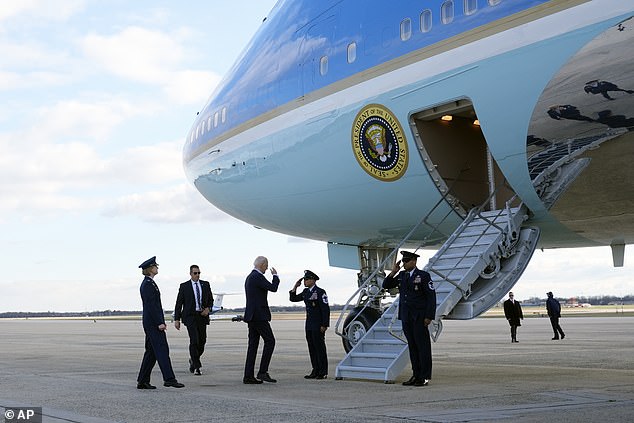 1710879168 976 Trouble with the new comfy shoes Joe Biden grabs rail