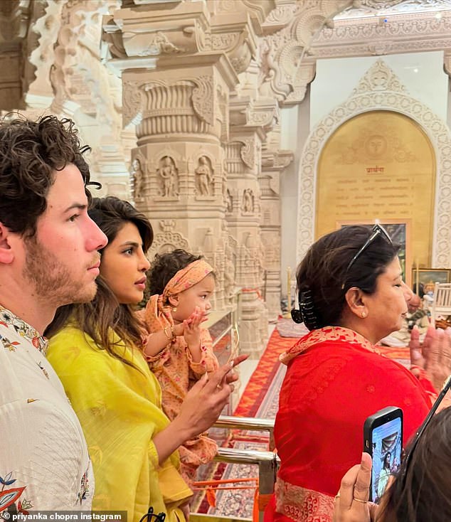 The Waffle House singer wore a traditional kurta and Malti wore a traditional Indian dress in pink.  Both mother and daughter applied bindis on their foreheads