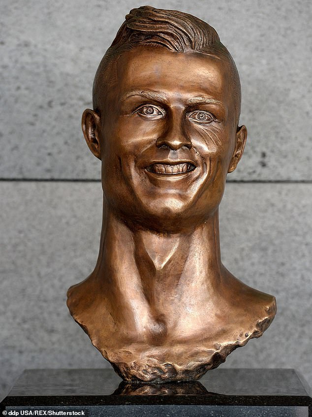 Cristiano Ronaldo's terrible bust was compared to Niall Quinn and Paul Konchesky