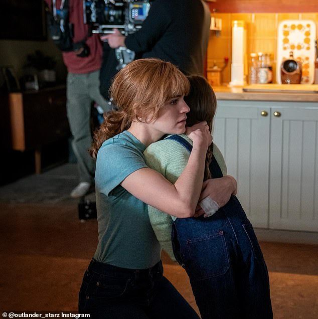 The announcement also includes an emotional scene with Sophie Skelton (Brianna Fraser MacKenzie) and Rosa Morris (Mandy Fraser MacKenzie) in the 1980s.