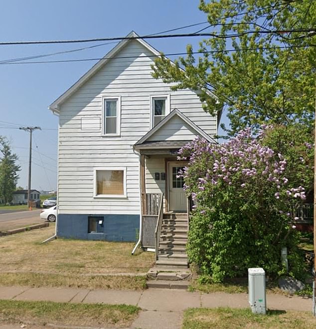 1239 Minnesota Av was purchased for $500,000, although it was appraised at $239.5,000