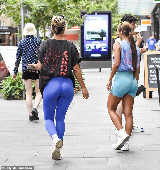 Sara, meanwhile, showed off her pins in bright blue tights