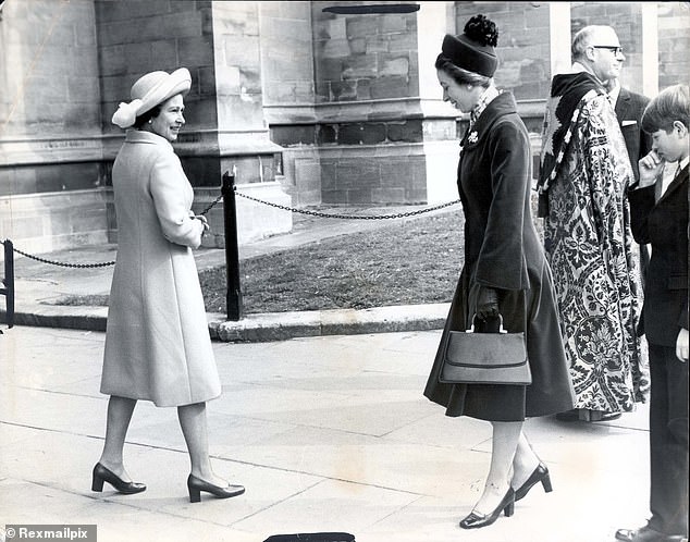 1977 - Princess Anne and Queen Elizabeth arrive for the Easter Sunday service in Windsor