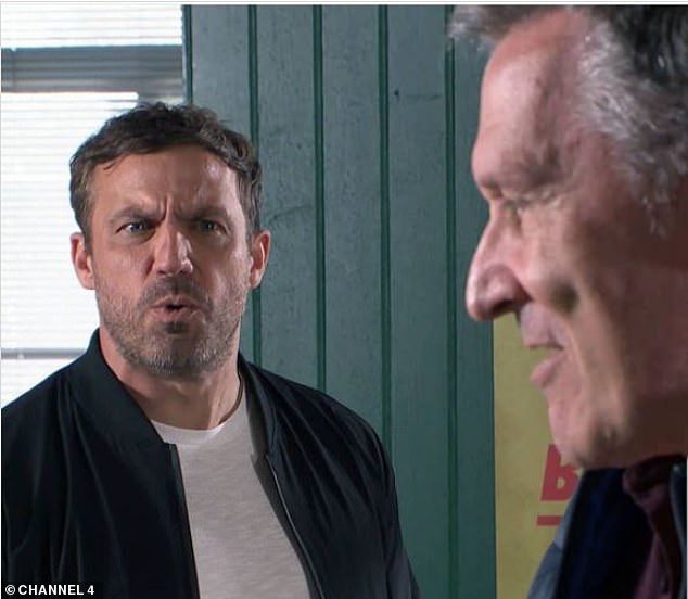 It was previously announced that Jamie Lomas, who plays gangster Warren Fox in the soap, has told bosses he will be leaving later this year