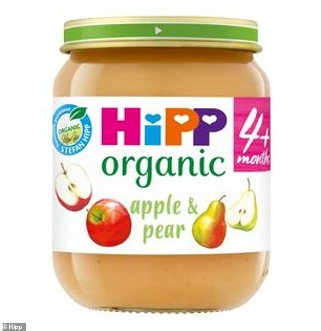 According to the study, new regulations should ban the use of added sugars and sweeteners, limit sugar and sodium content and prohibit misleading marketing and labeling practices.  In the photo one of the products that did not meet the nutritional and marketing standards of the WHO: Hipp organic apple and pear for babies from 4 months from Hipp