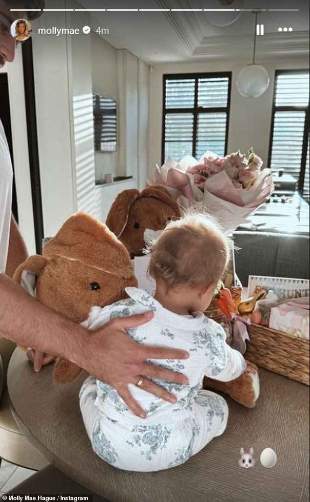 The influencer and professional boxer hosted a sensational Easter extravaganza for their beloved daughter