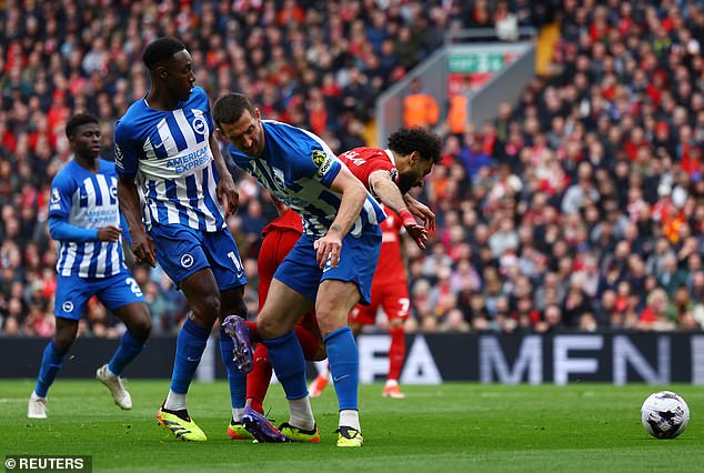 Lewis Dunk had another difficult afternoon after his international problems last week