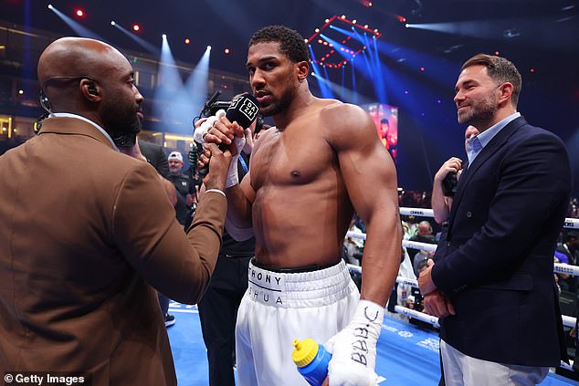 Fans branded Anthony Joshua's post-fight speech 'weird' following his victory on Friday night