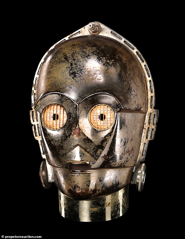 A C-3PO head of Anthony Daniels, the actor who played the droid, has sold for $843,750