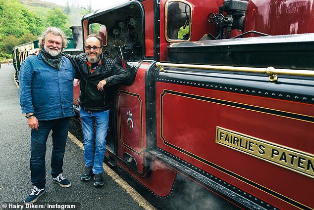 Hairy Biker Si King shared some heartbreaking words while filming alone ahead of Dave Myers' tragic passing on the latest episode of Hairy Bikers Go West