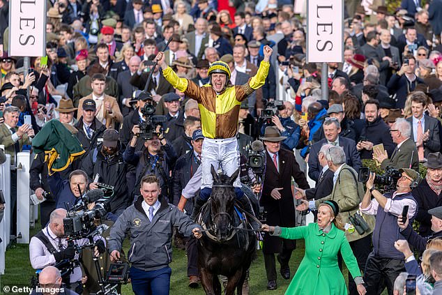 Galopin Des Champs, ridden by Paul Townsend and trained by Willie Mullins, won last year's 2023 Gold Cup top prize