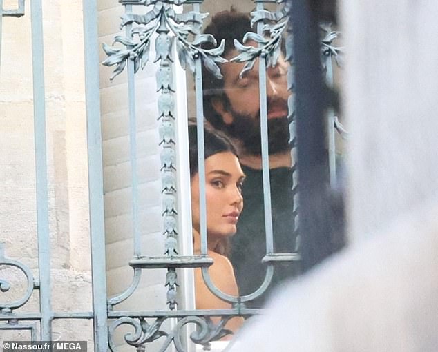 Before she left, Kendall was seen working through beautifully designed blue window bars at the luxury hotel