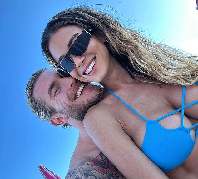 Loris Karius' (left) fiancée, Diletta Leotta (right), has asked the goalkeeper to leave Newcastle