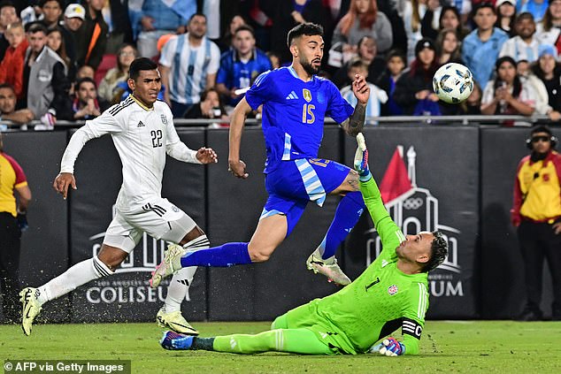 Nicolas Gonzalez produced one of Argentina's worst ever misses against Costa Rica