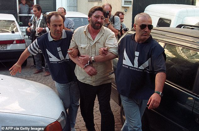 Mafia boss Francesco 'Sandokan' Schiavone (photo) has become a state witness after 26 years behind bars