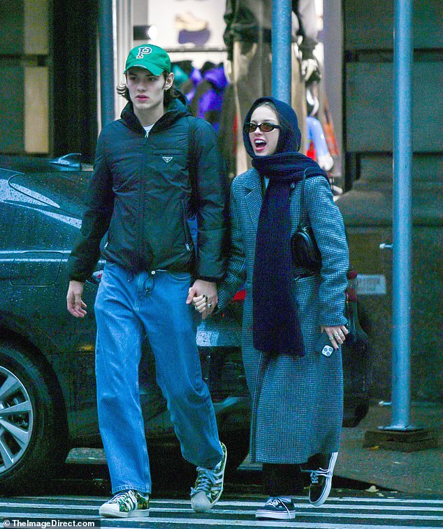 Although Olivia has yet to make any public announcement about her boyfriend, she is no stranger to dating in Hollywood and writing songs about it;  seen in mid-December in NYC