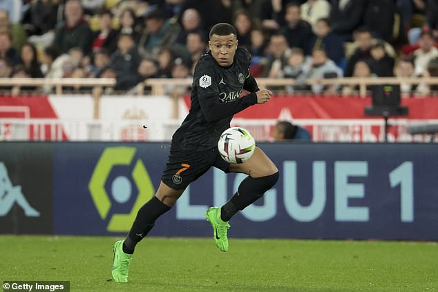 Kylian Mbappe was taken off at half-time and was substituted early for the second time in as many games