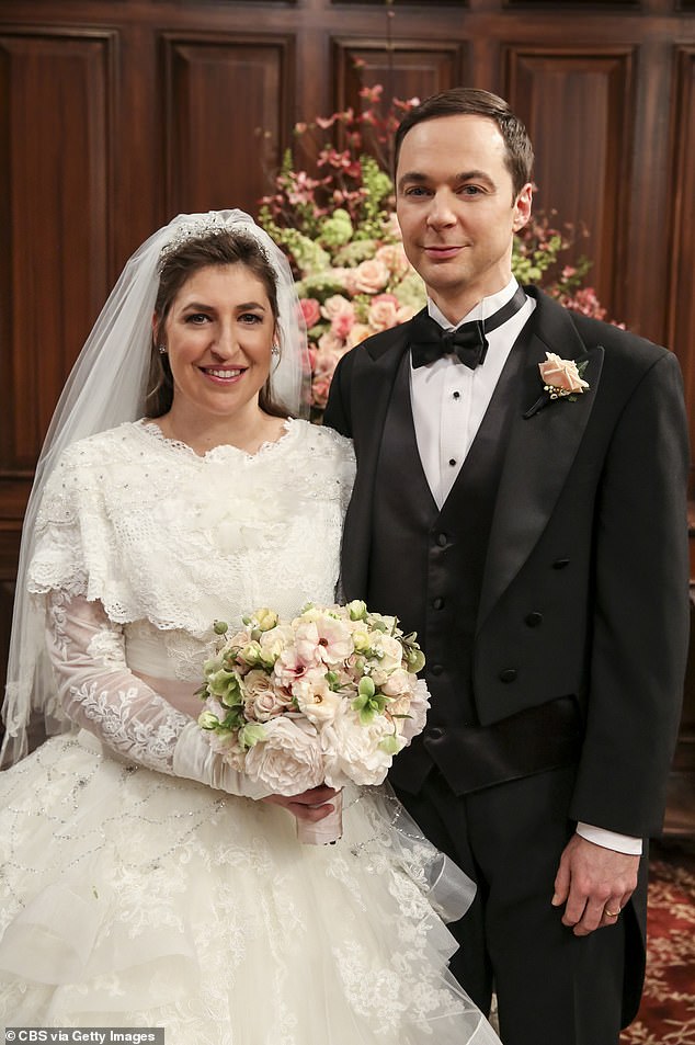 The Big Bang Theory stars Jim Parsons and Mayim Bialik return to the small screen for the Young Sheldon finale