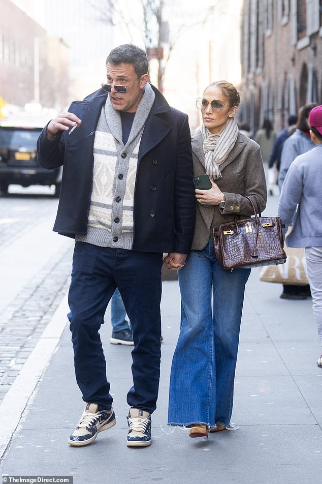 The couple couldn't resist each other's company as they arrived hand in hand at Cecconi's for a lunch date