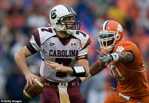 Smelley played quarterback for the University of South Carolina Gamecocks from 2006 to 2008