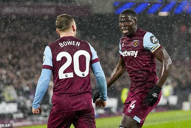 Kurt Zouma got the Hammers back on level terms after bundling in Jarrod Bowen's corner