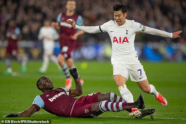 Captain Zouma did well to keep Tottenham's attackers quiet and stepped out to find the net when his team needed a goal