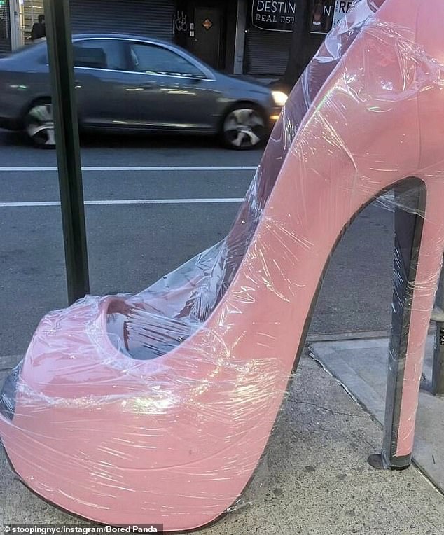 This boot is not made for running away!  Another passerby spotted a giant pink heel that would be the perfect decoration in any Barbie-inspired home