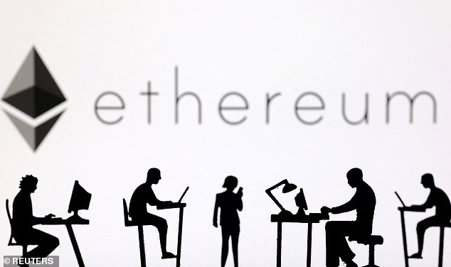 Investors are advised to stick to the top ten cryptocurrencies such as Bitcoin, Ethereum and Tether, as listed on the website Coinmarketcap.com