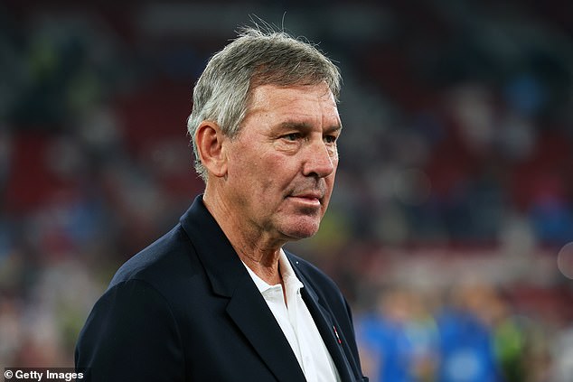 Bryan Robson is involved in a project to educate players about potential financial pitfalls