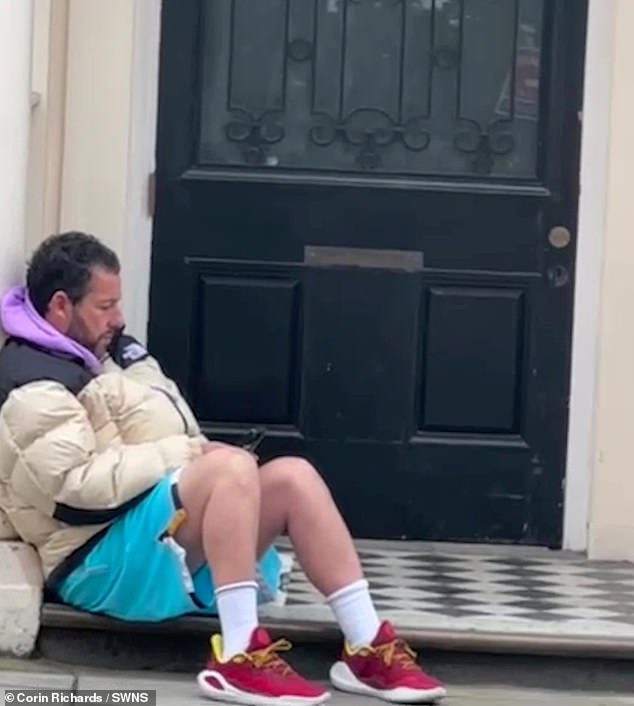 Fans were surprised to see him take a seat outside the door of the five-star Claridge's hotel, enjoying a moment to himself as he scrolled through his phone.