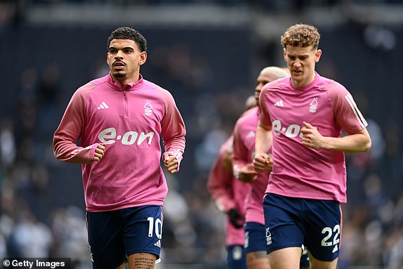 LONDON, ENGLAND – APRIL 07: Morgan Gibbs-White (L) and Ryan Yates of Nottingham Forest warm up ahead of the Premier League match between Tottenham Hotspur and Nottingham Forest at Tottenham Hotspur Stadium on April 7, 2024 in London, England.  (Photo by Alex Davidson/Getty Images)