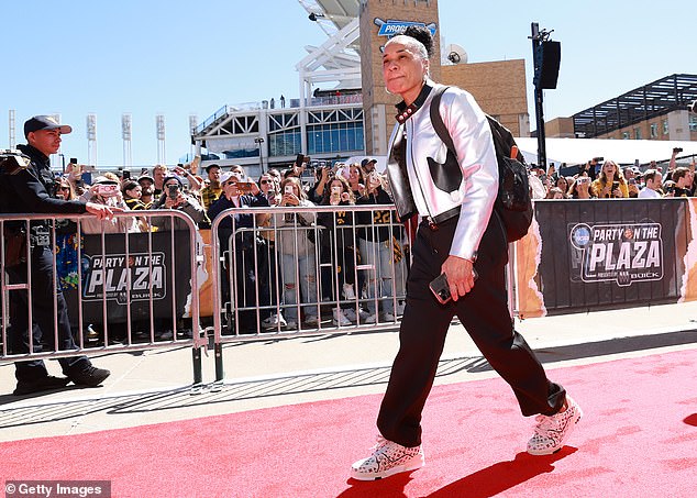 Staley also wore Louis Vuitton shoes on the red carpet ahead of this weekend's title match in Ohio