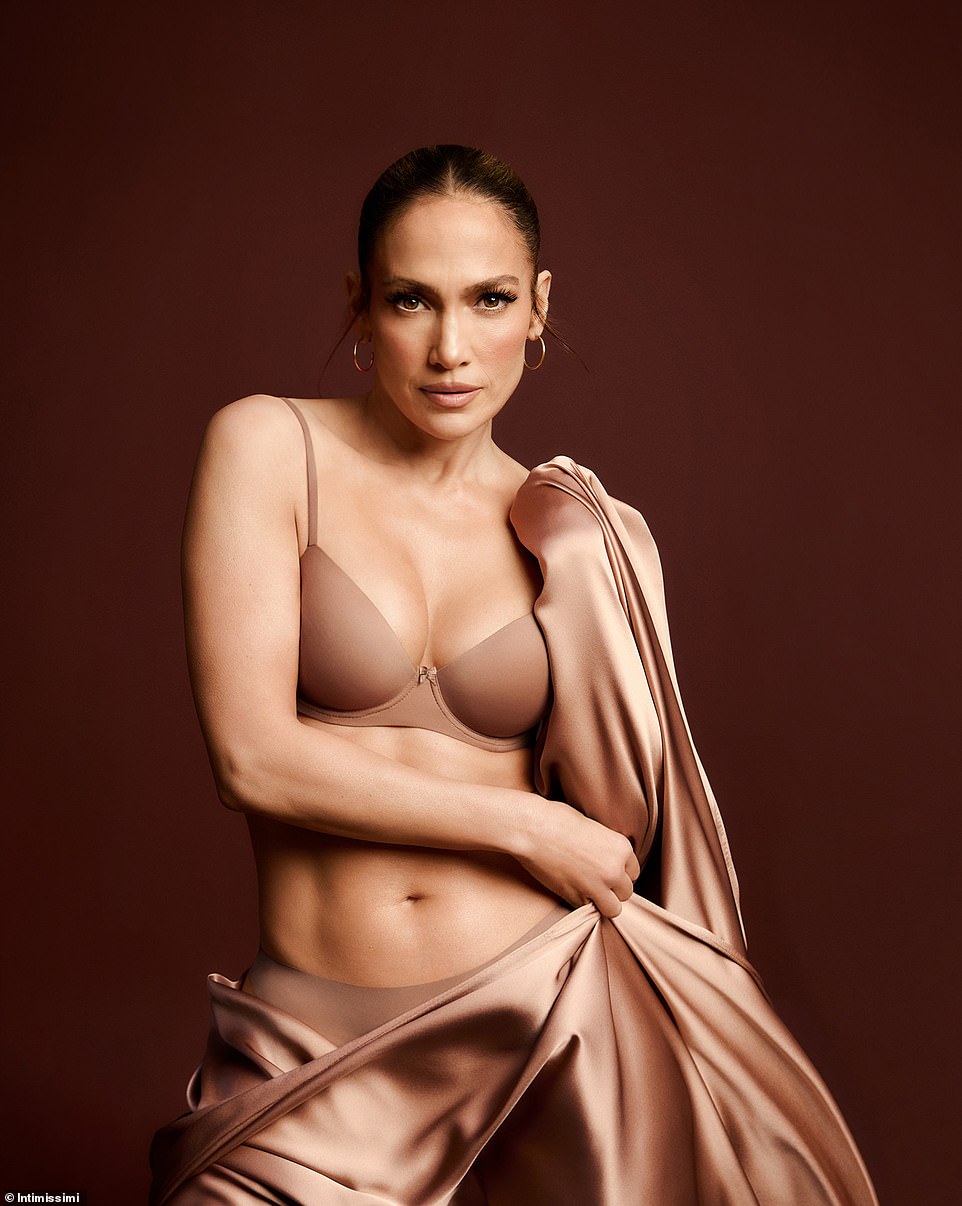 'I always look for high-quality materials and a superior comfortable fit.  Intimissimi's New Silky Intimates is a perfect collection – it is classic in style and the fabrics are luxurious,” Lopez added.