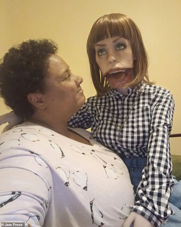 The 25-year-old previously tied the knot in 2018 with a zombie doll named Kelly Rossi, who she claims is 16 years older than her.