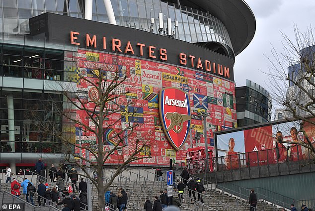 Terrorist group Islamic State has threatened to launch an attack on the four stadiums hosting the first leg of the Champions League quarter-finals, including the Emirates.