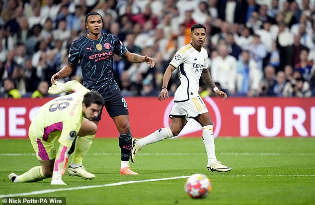 Then, just two minutes after Real's equalizer, Rodrygo slotted past Ortega to put Real 2-1 up.