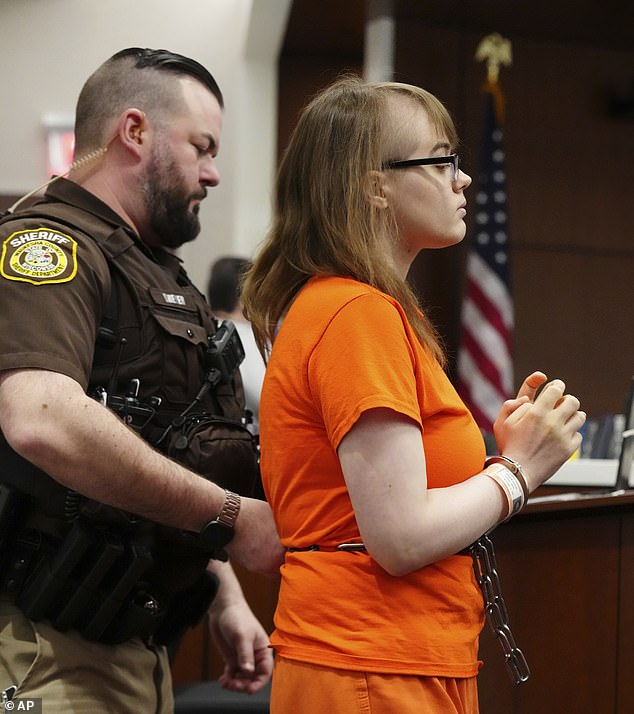 Both Geyser and Weier told detectives that they felt they had to kill Leutner to become Slender Man's 