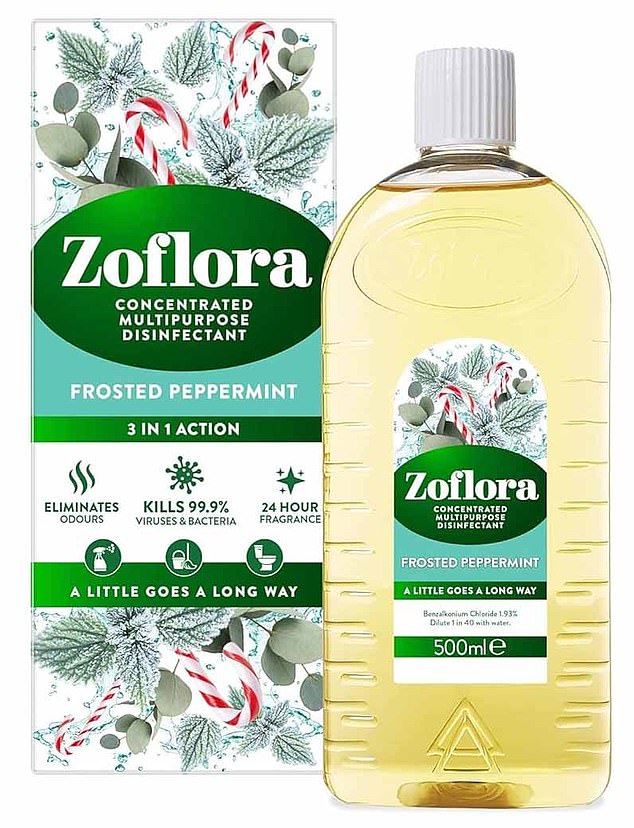 Moving on to the next stage of her cleaning regime, the determined mum opted to scrub the entire drum of the washing machine with diluted Zoflora disinfectant.