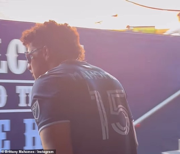 The Kansas City star took the field in his Sporting KC jersey before kickoff