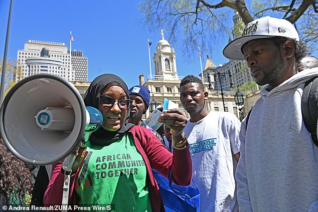 1713339703 673 Over 1000 African migrants descend on New York City Hall