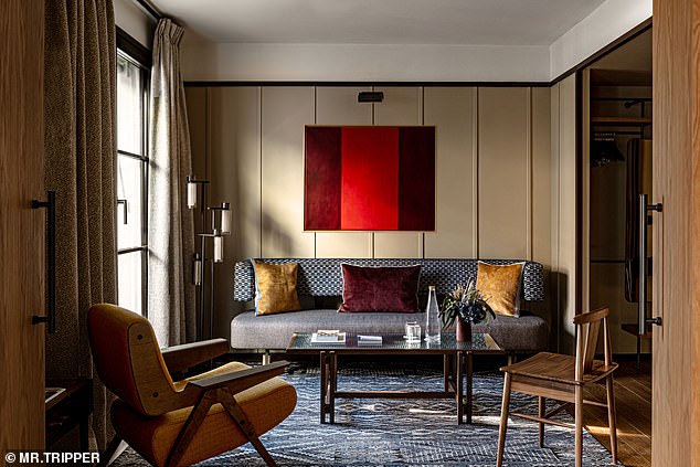 Eiffel in love: Norman Hotel 'is a paradise for aesthetics, it looks an enchanting mix of French and American creativity'.  Upstairs is the living room area of ​​Ted's suite