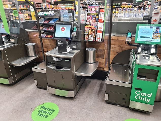 Self-service checkouts appear to be a love-hate topic for many shoppers